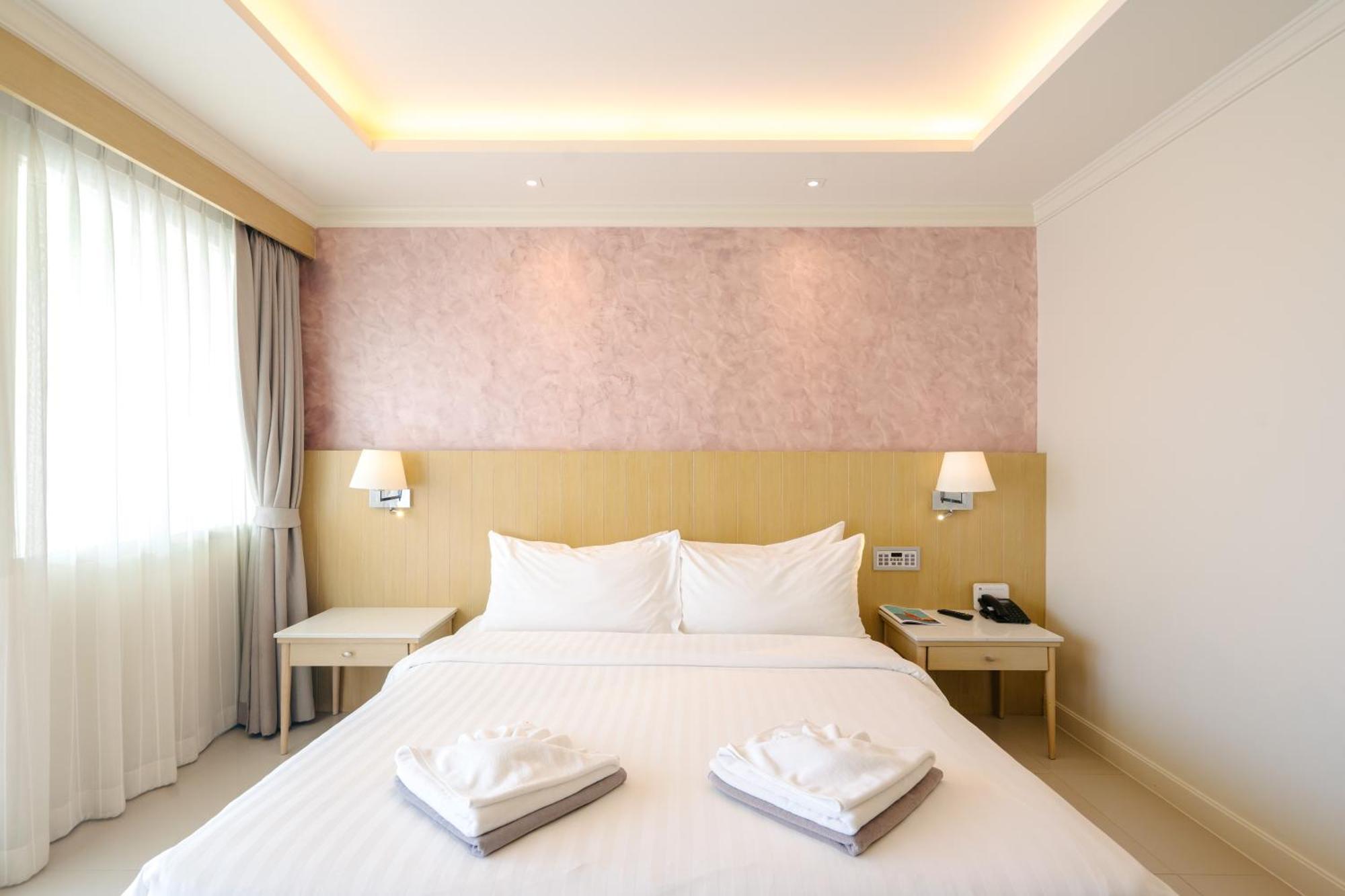 Hotel The Sea Cret HHQ Exterior foto